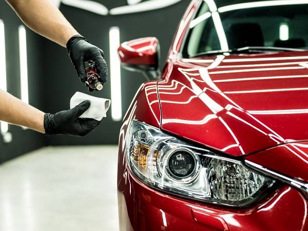 Phủ ceramic là gì? Tại sao nên sử dụng phủ ceramic cho xe của bạn?