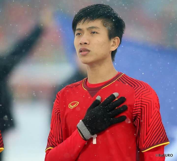 Tiểu sử cầu thủ Phan Văn Đức chi tiết về sự nghiệp bóng đá