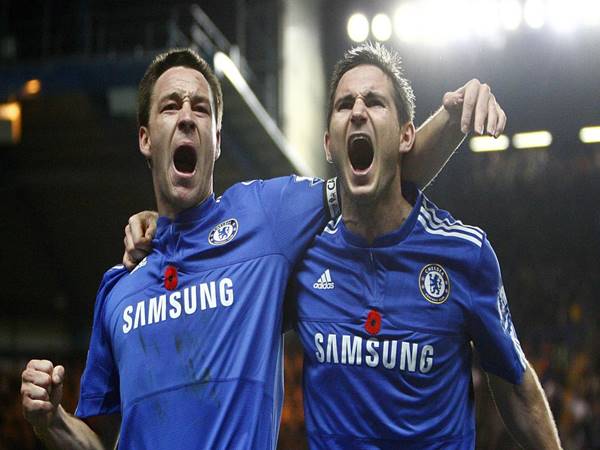 Frank Lampard phải / Terry trái là những huyền thoại Chelsea