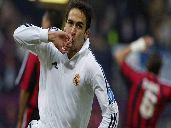 Raúl González cầu thủ ghi bàn nhiều nhất Champions League