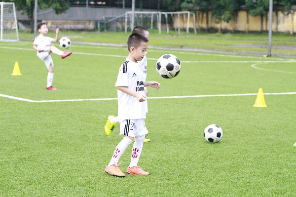 Học bóng đá: Lợi ích tuyệt vời môn thể thao vua Học bóng đá: Lợi ích tuyệt vời môn thể thao vua