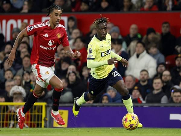 man-utd-thang-nhung-van-rat-te