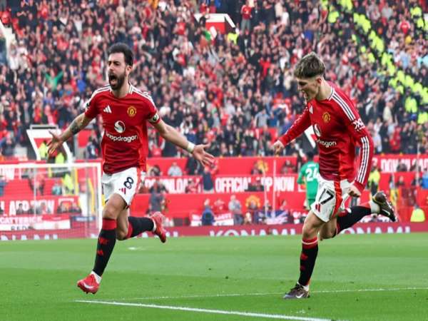 Tin bóng đá: Arsenal hòa nhọc nhằn MU tại Old Trafford