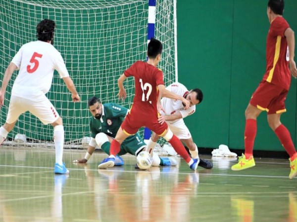 Tại sao futsal chỉ có 2 hiệp và mỗi hiệp 20 phút?
