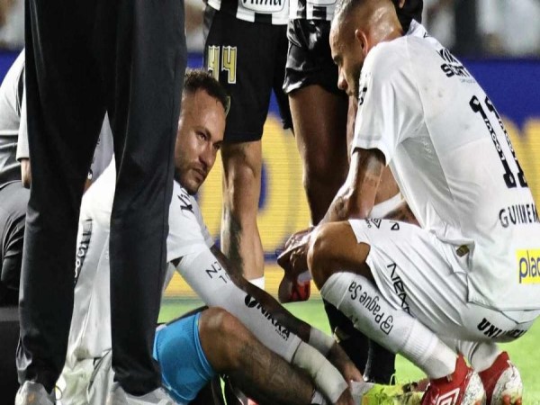 Neymar nổi nóng: Khi câu hỏi đơn giản trở thành “giọt nước tràn ly”