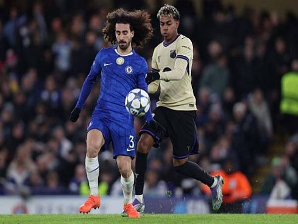 Chelsea áp đảo ngay từ những phút đầu