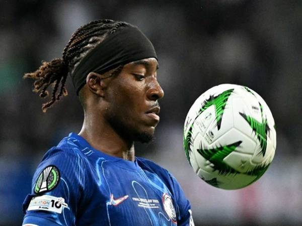 Cầu thủ Noni Madueke