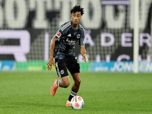 Chuyển nhượng Arsenal: Quyết giành Nathaniel Brown