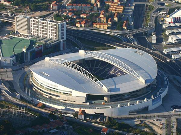 Sân Dragão: Biểu tượng hiện đại của bóng đá Porto