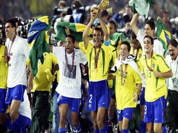 Hành trình chinh phục World Cup của đội hình huyền thoại Brazil 2002